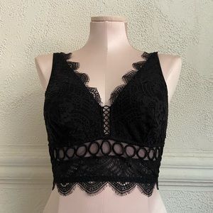 Victoria’s Secret Lace Black Bralette Size M 🕷